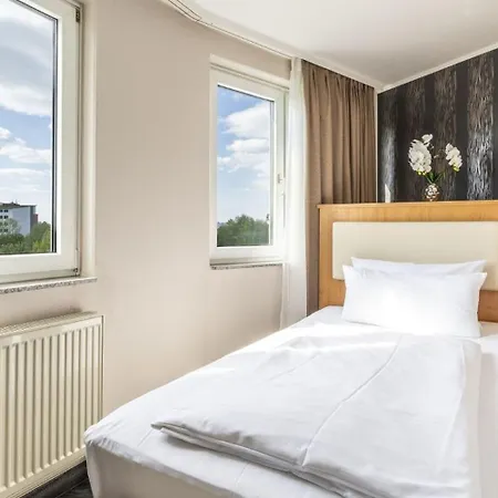 Plaza Stuttgart Airport Messe ホテル