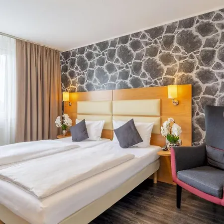 ホテル Plaza Stuttgart Airport Messe フィルダーシュタット