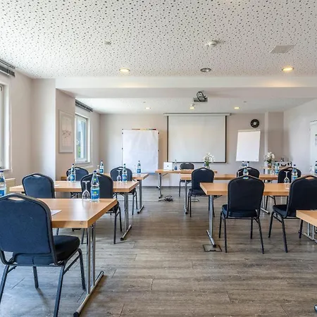 Plaza Stuttgart Airport Messe 3* フィルダーシュタット