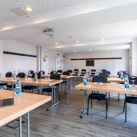 Plaza Stuttgart-filderstadt Hotel 3*