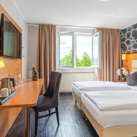 Plaza Stuttgart Airport Messe ホテル