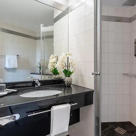 ホテル Plaza Stuttgart Airport Messe