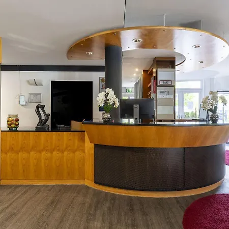 Plaza Stuttgart Airport Messe ホテル フィルダーシュタット