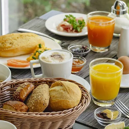 ホテル Plaza Stuttgart Airport Messe フィルダーシュタット