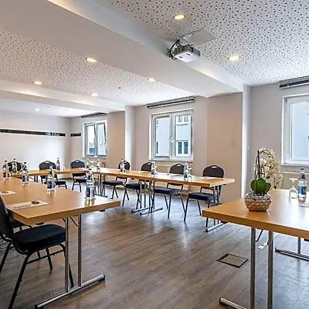 Plaza Stuttgart Airport Messe Hotel 3*
