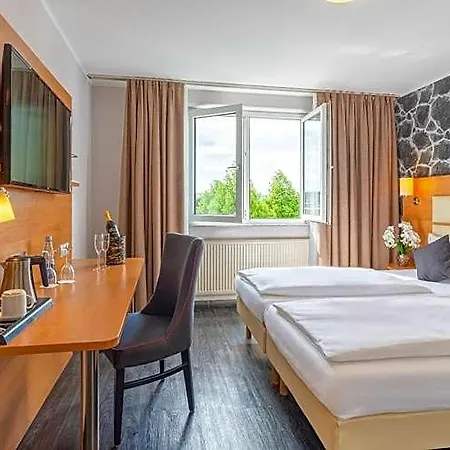 Plaza Stuttgart Airport Messe Hotel 3*