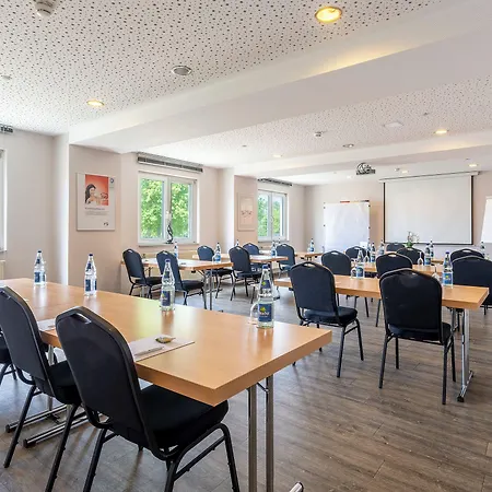 Hotel Plaza Stuttgart Airport Messe
