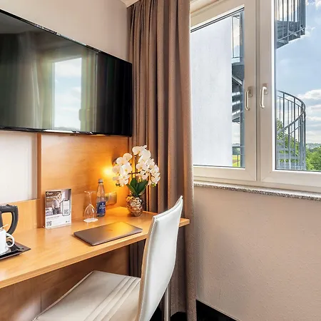 Hotel Plaza Stuttgart Airport Messe 3*